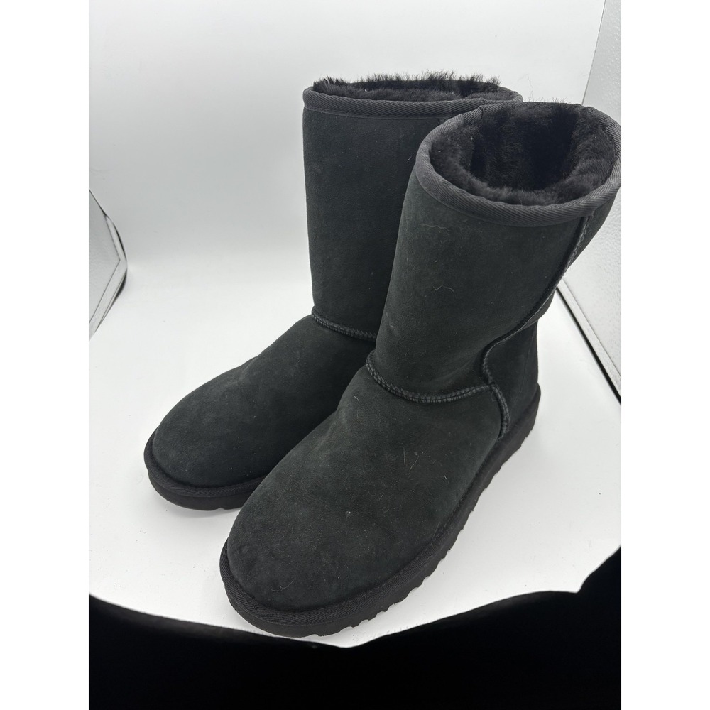 UGG Boots Womens Size 9 40 Black Suede Classic Short II Shearling 1016223